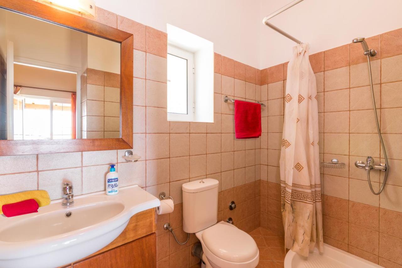 Villa Zeta Nisaki  Extérieur photo